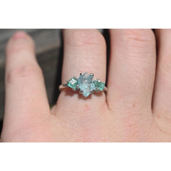 Aquamarine and Emerald engagement ring set size 3 4 5 6 7 8 9 10 11 12 13 - Picture 2 of 6